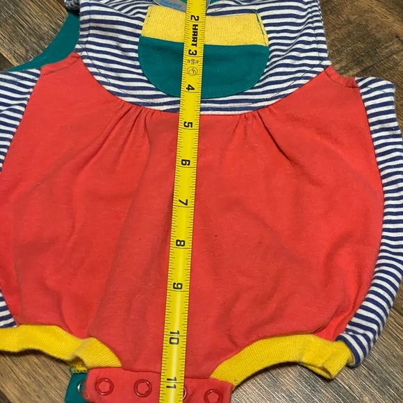 Vtg 80’s Children’s one piece outfit; Size: 0-6 Mos - Picture 3 of 5